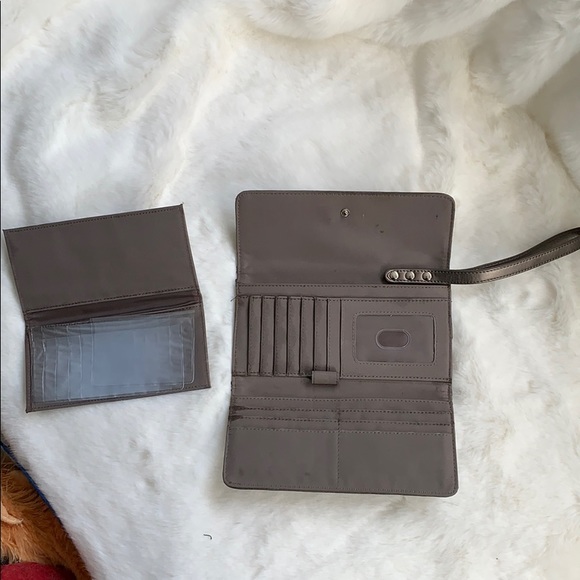 Nine West Wallet/clutch with removable strap - Picture 4 of 9